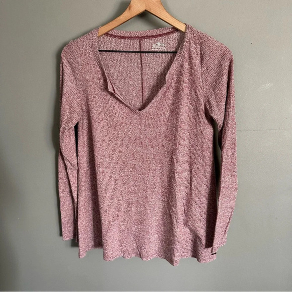 Hollister long sleeve heather burgundy top. Medium